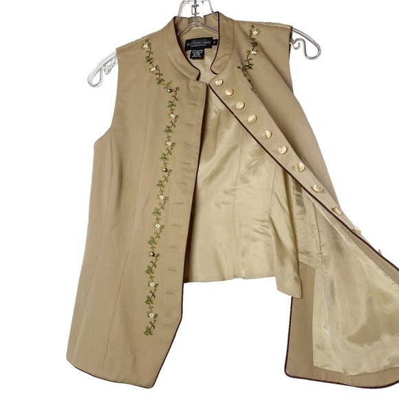 THE J Peterman Company Wool Lined embroidered riding vest - Picture 3 of 5